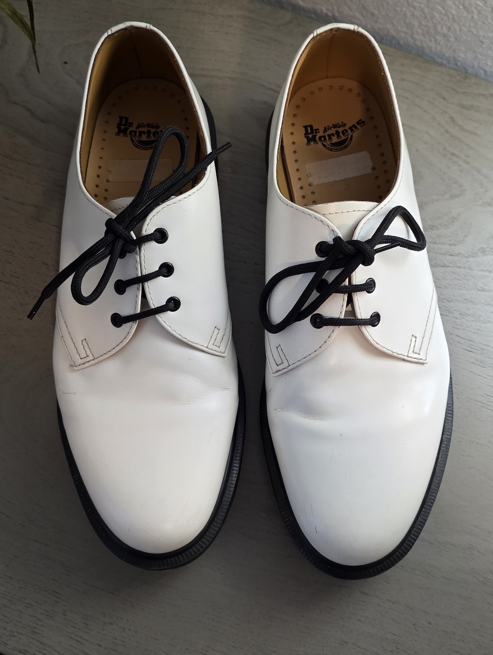 Dr. Martens 13762 Oxfords  White Smooth Leather- Mens 10 - Rare Made In England - Picture 2 of 6